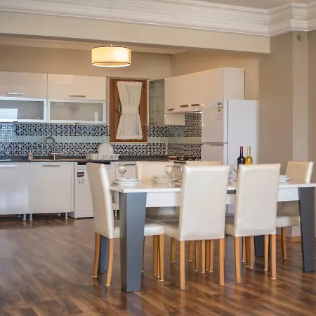 City Aparts Apartman *